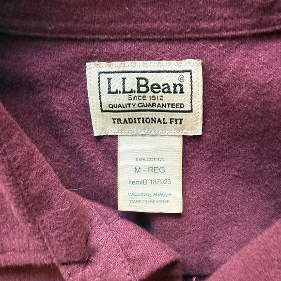 L.L. Bean Chamois Cloth Shirt M Traditional Fit Burgundy - Picture 2 of 7